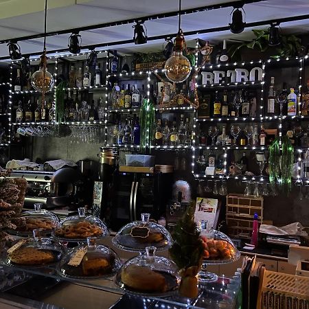 B&B Caffe Retro' Cisterna di Latina Exterior photo