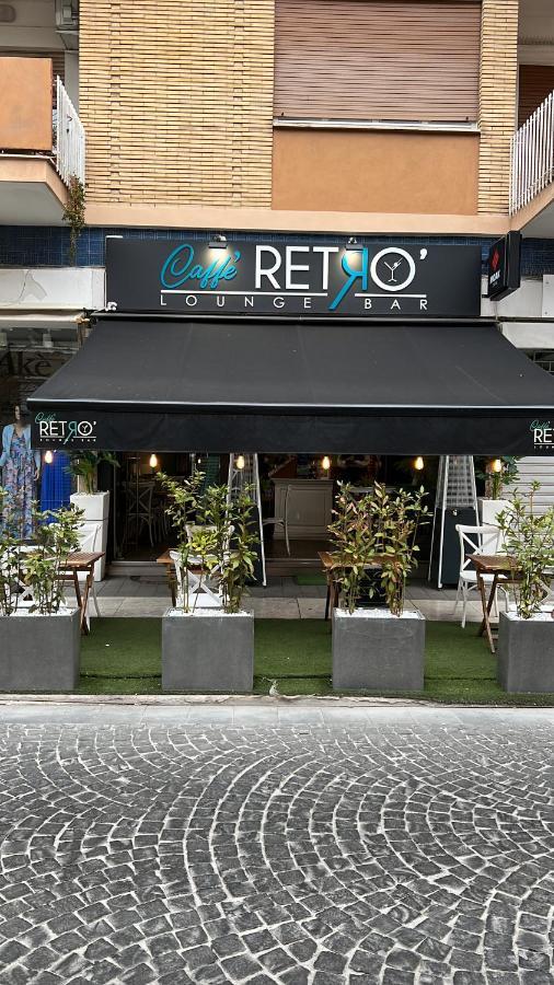 B&B Caffe Retro' Cisterna di Latina Exterior photo