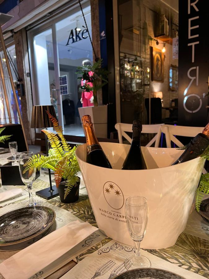 B&B Caffe Retro' Cisterna di Latina Exterior photo
